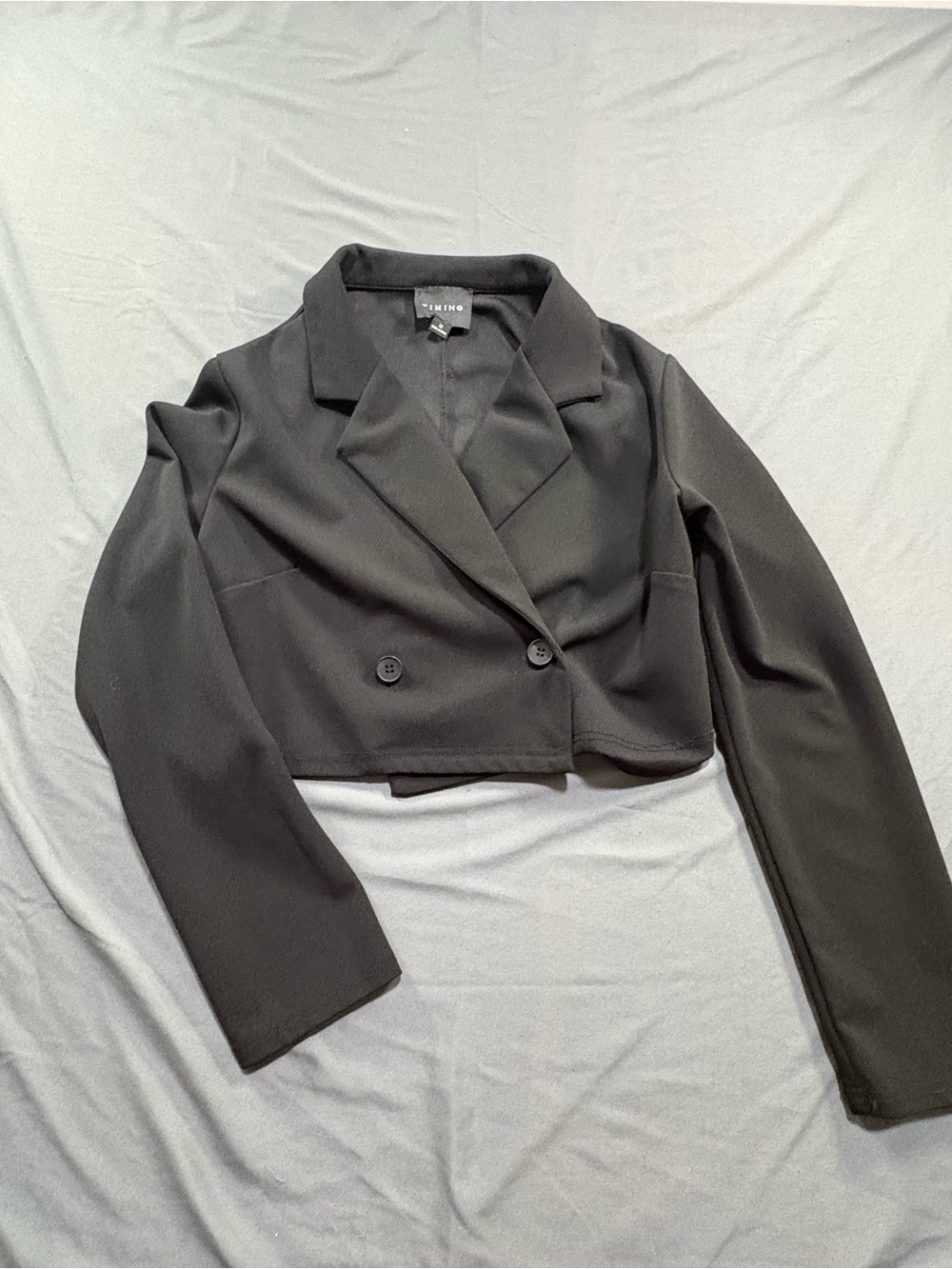 Timing Cropped Black Double-Breasted Blazer